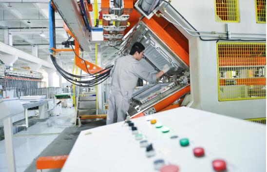 澳柯瑪引領(lǐng)新柜勢力 信息技術(shù)重塑智慧生活